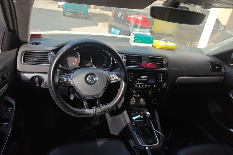 Used Volkswagen Sagitar 2018 1.6L Automatic Comfort Model
