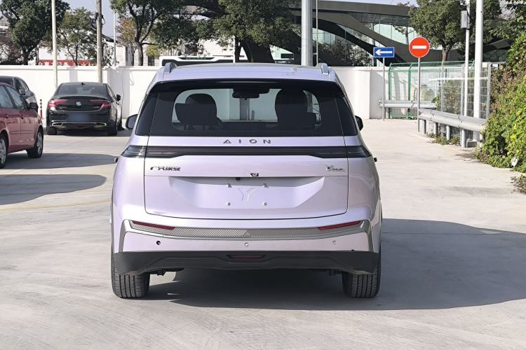 Used AION Y 2023 Plus 510 Smart Edition