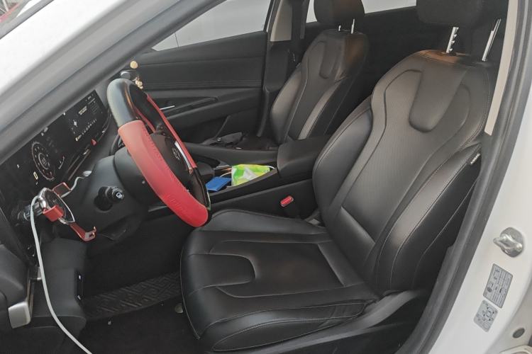 Used Hyundai Elantra 2021 1.5L CVT LUX Prestige Edition