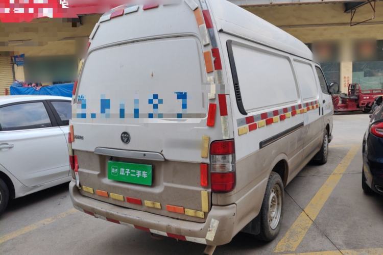 Used Foton Scenic 2014 2.5T Express Standard Long-Wheelbase High-Roof Version with 4J25TC Powertrain