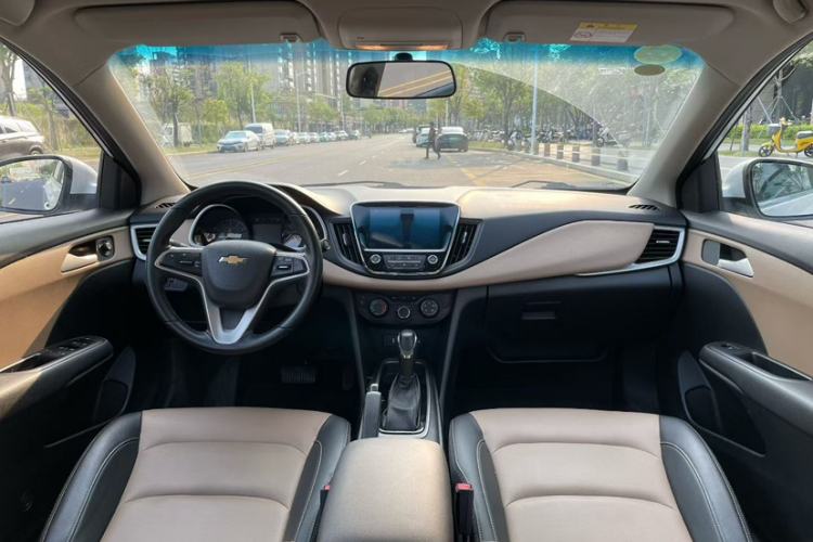 Used Chevrolet Monza 2020 320 Automatic Enjoyment Edition Interior 3