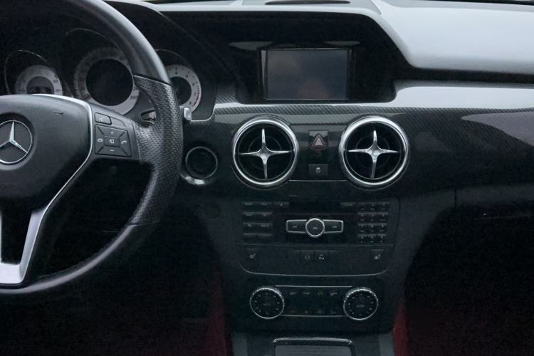 Used Mercedes-Benz GLK-Class 2013 GLK 300 4MATIC Dynamic Sunroof Model