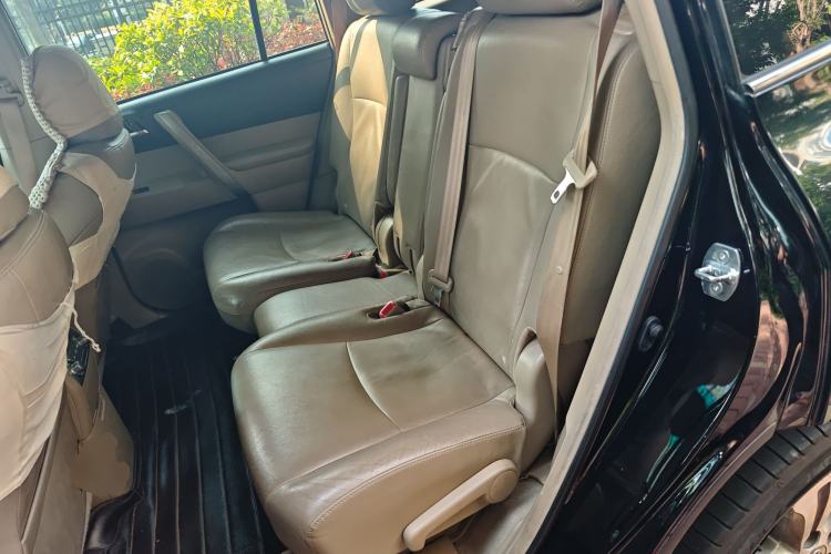 Used Toyota Highlander 2012 2.7L Two-Wheel Drive 7-Seater Luxury Edition
