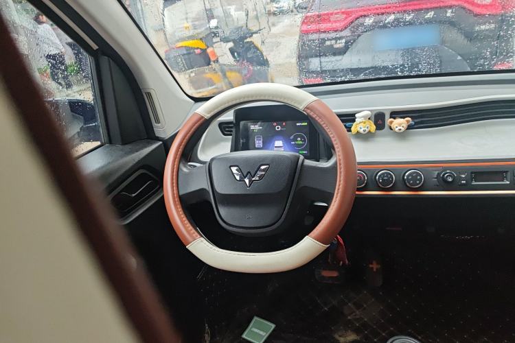 Used Wuling Hongguang MINIEV 2021 Macaron Premium Model – Lithium Iron Phosphate