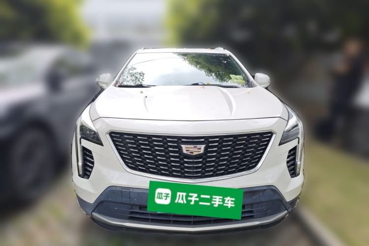 Used Cadillac XT4 2018 28T Two-Wheel-Drive Luxury Model Front