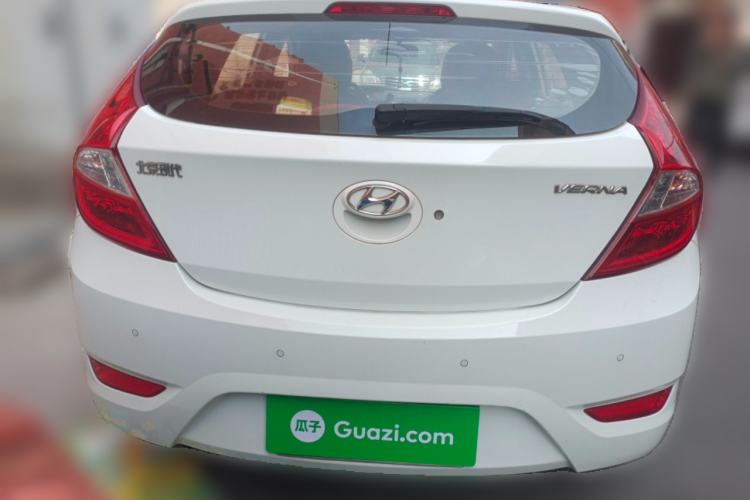 Used Hyundai Verna Ray 2016 1.4L Automatic Leading-Edge GLX

