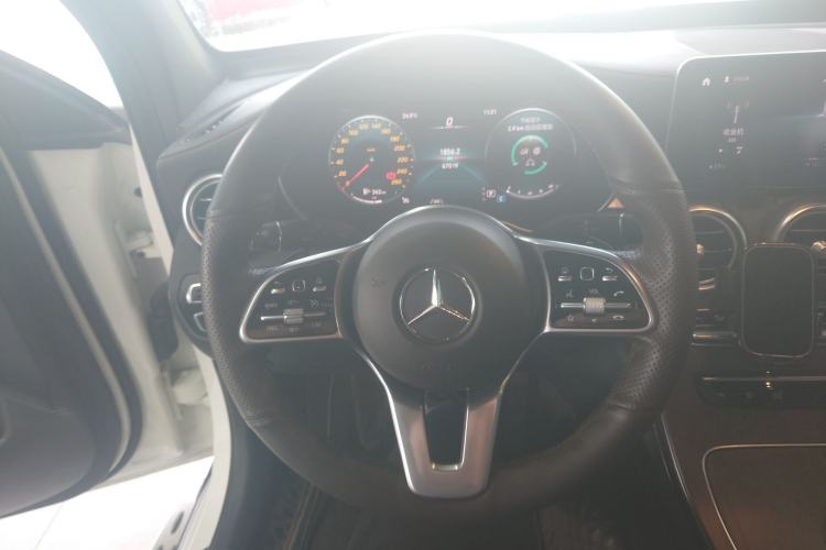 Used Mercedes-Benz GLC 2020 Facelift GLC 300 L 4MATIC Dynamic Edition
