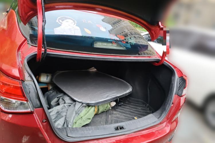 Used Nissan Lannia 2016 1.6L CVT Smart Cool Edition Trunk