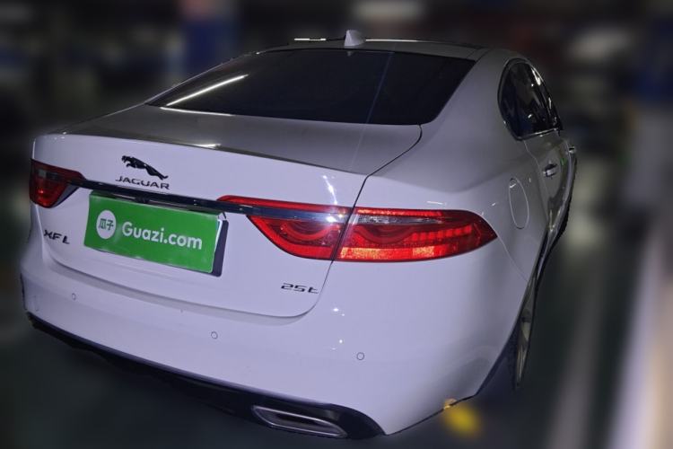 Used Jaguar XFL 2019 XFL 2.0T 250 PS Two-Wheel-Drive Luxury Edition