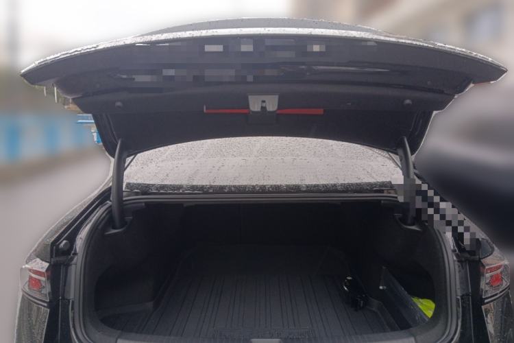 Used Volkswagen Magotan 2024 380TSI DSG Prestige Edition DaMai Package Trunk