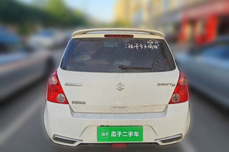 Used Suzuki Swift 2014 1.5L Automatic Fashion Edition
