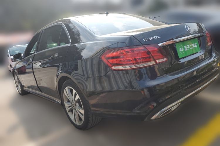 Used Mercedes-Benz E-Class 2015 E 260 L