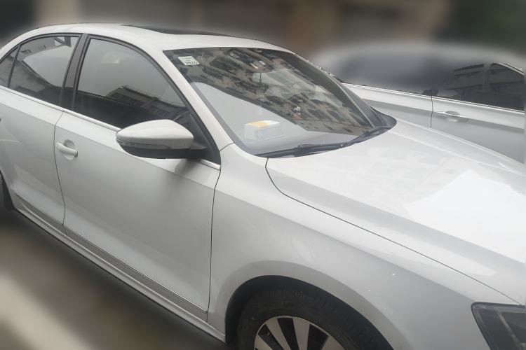 Used Volkswagen Sagitar 2018 1.6L Manual Comfort Model Front Right 45 Deg