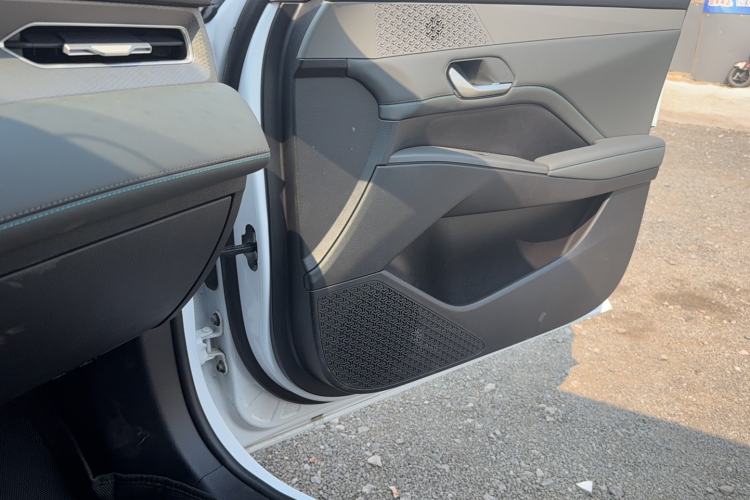 Used BYD Qin PLUS 2025 DM-i Smart Drive 55KM Leading Model
