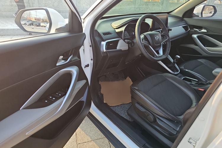 Used Baojun 510 2017 1.5L Manual Fashion Model