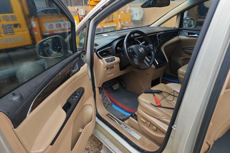 Used Buick GL8 2017 ES 28T Flagship Model China V Standard
