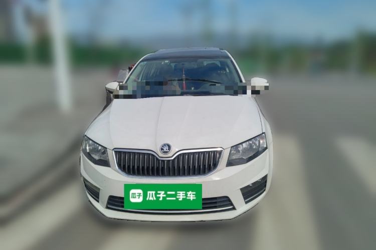 Used Skoda Octavia 2016 1.6L Manual Smart Drive Version Front