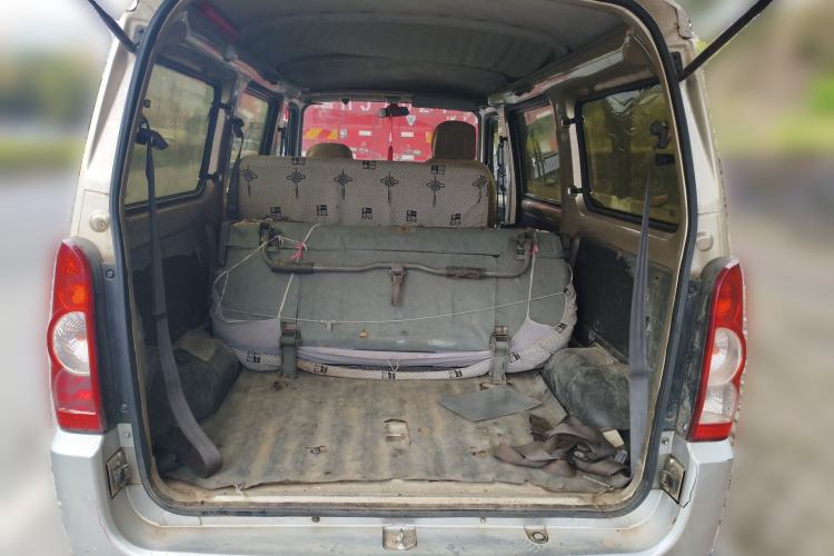 Used Wuling Rongguang 2014 1.2L S Base Model
