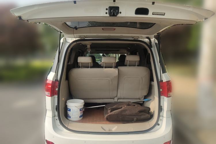 Used SAIC MAXUS G10 2016 2.4L Manual Elite Edition Trunk