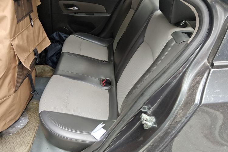 Used Chevrolet Cruze 2013 1.6L SL MT
