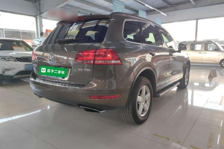 Used Volkswagen Touareg 2015 3.0 TSI Comfort Model