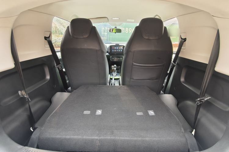 Used Roewe Clever 2021 302 km New Four-Seater Super-Efficient Version