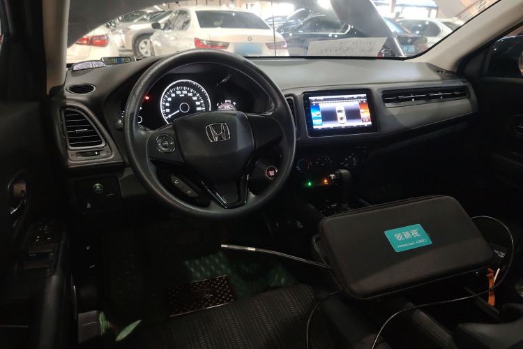 Used Honda Vezel 2017 1.8L CVT Front-Wheel Drive Pioneer Edition