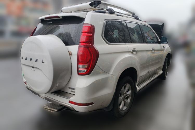 Used Haval H9 2015 2.0T Four-Wheel Drive Luxury 7-Seater Rear Right 45 Deg