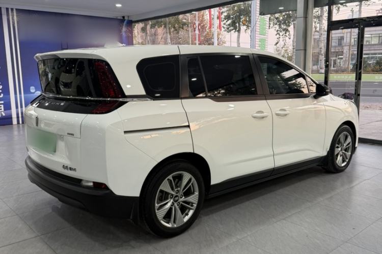 Used Bestune NAT 2023 PRO Comfortable Travel Battery-Swap Version 401km