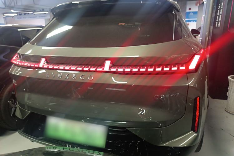 Used Lynk & Co 08 EM-P 2023 220km All-Wheel-Drive Performance Halo