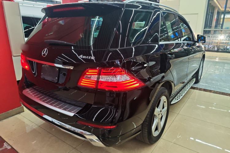 Used Mercedes-Benz M-Class 2014 ML 400 4MATIC Dynamic Model
