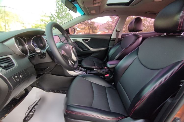 Used Hyundai Elantra (5th Generation / Langdong) 2013 1.6L Automatic Leading Model Interior 7