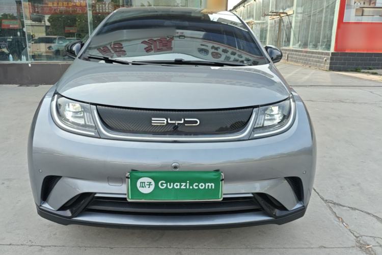Used BYD Dolphin 2023 420 km Fashion Edition Front