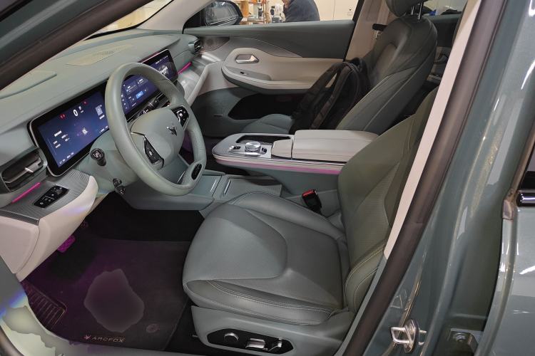 Used ARCFOX Alpha S 2023 525E Forest Edition 175kW Left Front Seat