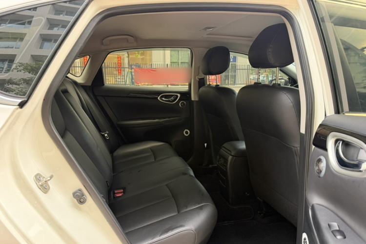 Used Nissan Sylphy 2022 Classic 1.6XL CVT Luxury Edition Interior 7