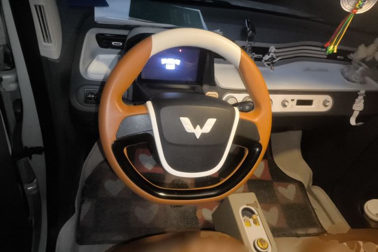 Used Wuling Hongguang MINIEV 2022 Macaron Premium Model – Lithium Iron Phosphate
