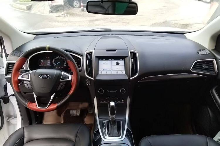 Used Ford Edge 2016 EcoBoost 245 Two-Wheel-Drive Titanium 7-Seater