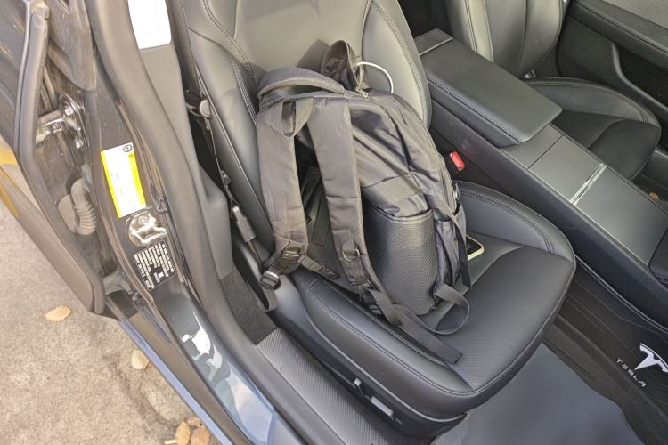 Used Tesla Model 3 2023 Rear-Wheel-Drive Version
