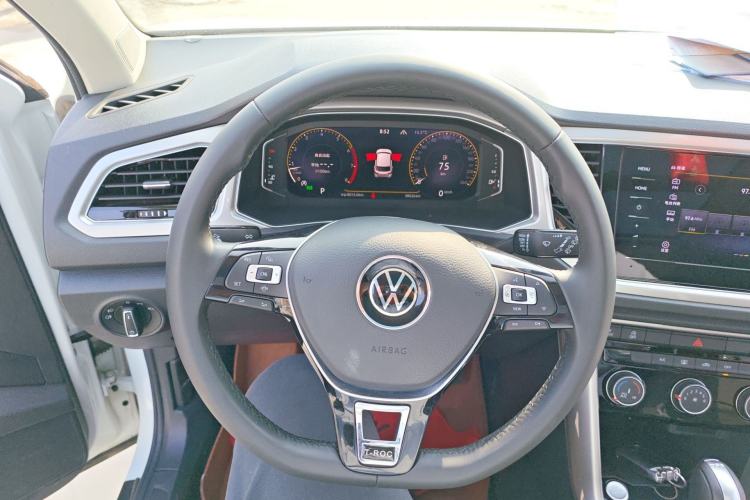 Used Volkswagen T-ROC 2022 280TSI DSG Two-Wheel Drive Elite PLUS Steering Wheel