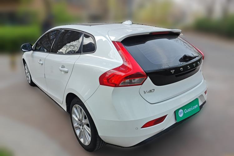 Used Volvo V40 2016 T3 Zhiyi Edition