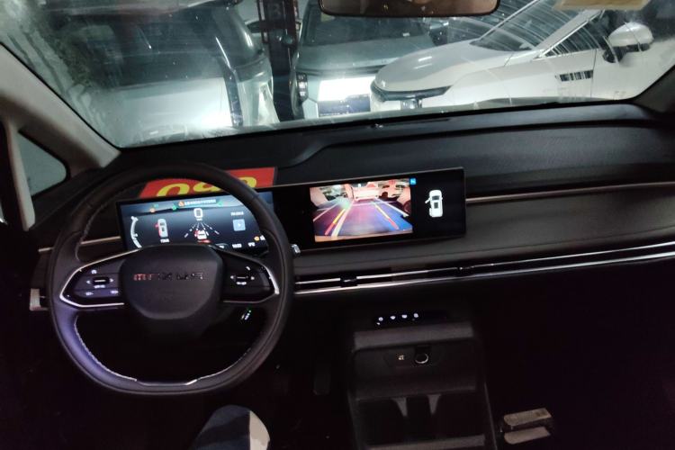 Used SAIC MAXUS Dajia 7 2024 Revised Version Super Hybrid Long-Range Edition Enjoyment Version Center Console