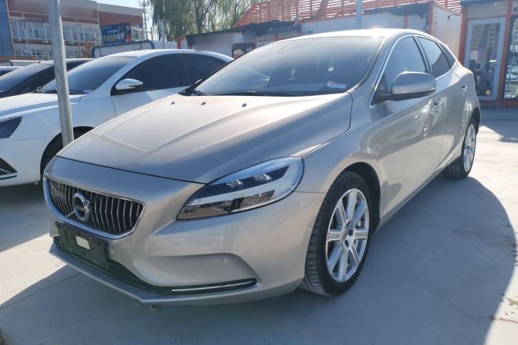 Used Volvo V40 2017 T3 Zhiya Edition