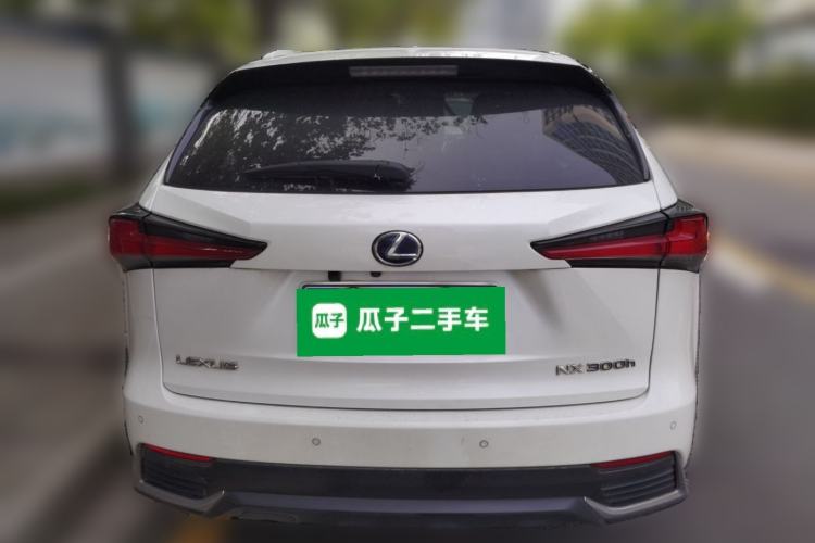 Used Lexus NX 2018 300h Front-Wheel-Drive FENGSHANG Version China V Emission Standard
