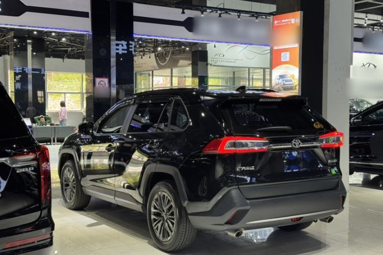 Used Toyota Wildlander 2023 2.0L CVT Two-Wheel Drive Luxury PLUS Edition
