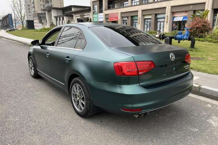 Used Volkswagen Sagitar 2015 230TSI Automatic Comfort Version