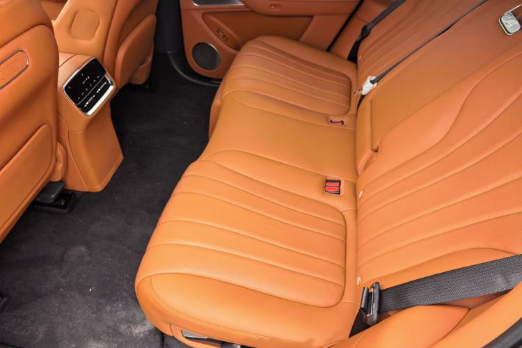 Used Hima AITO M8 2025 Extended-Range Max+ Version 53.4 kWh 5-Seater Edition
