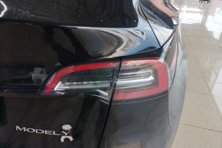 Used Tesla Model Y 2022 Rear-Wheel-Drive Version