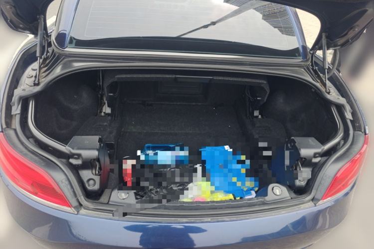 Used BMW Z4 2012 sDrive20i Luxury Model Trunk