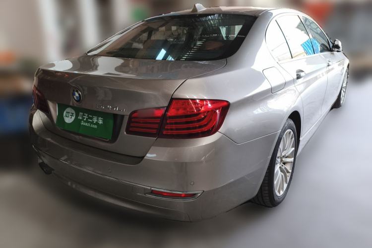Used BMW 5 Series 2014 525Li Luxury Design Package
