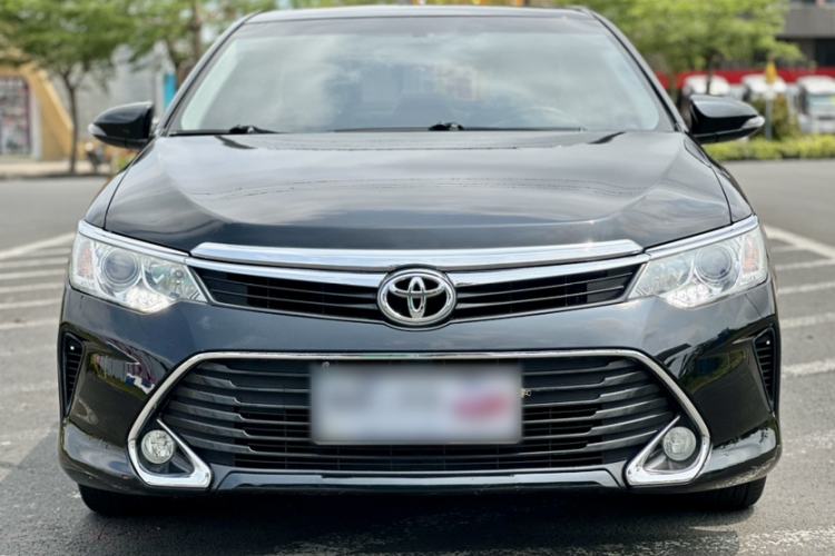 Used Toyota Camry 2016 2.0G 10th Anniversary Leading Edition Exterior 5
